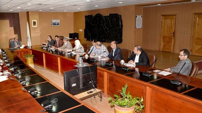 جامعة المنصورة الأهلية تناقش استعدادات العام الدراسي الجديد