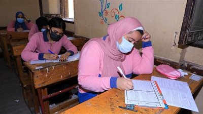 عقد امتحانات شهر أكتوبر لأولى وثانية ثانوي ورقيًا
