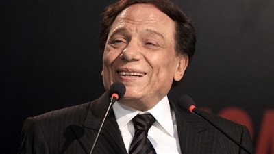 حقيقة تدهور الحالة الصحية للفنان عادل إمام.. فيديو