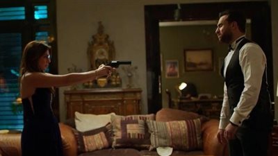 نجلاء بدر تنهي حياة نضال الشافعي رميًا بالرصاص.. الحلقة الرابعة من حكاية 