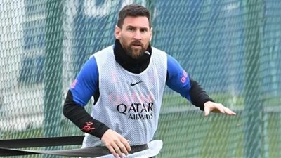 ميسي على رأس قائمة باريس سان جيرمان لمواجهة أنجيه فى الدورى الفرنسي
