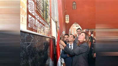 وزيرة الثقافة توجه بعمل ورش فنية متخصصة لتنمية مواهب ذوي الهمم