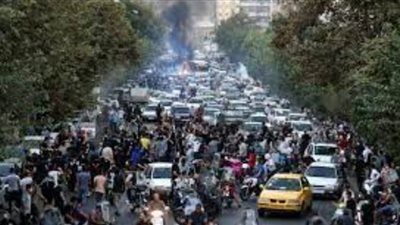مشاهد لإطلاق النار على المتظاهرين في أكباتان
