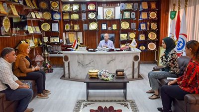 زيارة مسؤولي التطعيمات بوزارة الصحة لمحافظة الشرقية