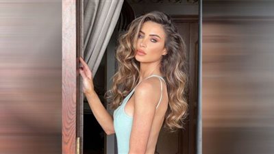 أنابيلا هلال تفاجئ جمهورها بفستان شفاف في موسم الرياض| صور