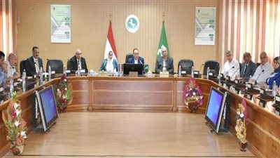 محافظ الشرقية يُتابع تنفيذ المبادرة الوطنية للمشروعات الخضراء والذكية