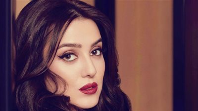 كندة علوش تنصح جمهورها: راعوا الناس وخففوا مظاهر الترف