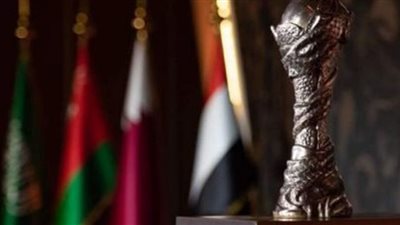 طاقم تحكيم صيني يدير مباراة عمان والسعودية بـ