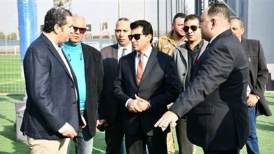 أشرف صبحي يتابع المنشأت الشبابية والرياضية