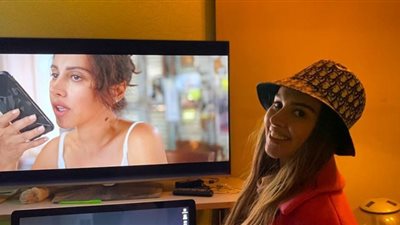 ياسمين رئيس تشوق جمهورها بصورة من الكواليس.. 