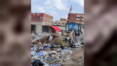 مدينة فايد تواصل أعمال رفع المخلفات والقمامة