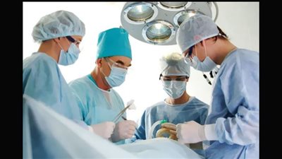 أردنية تفارق الحياة خلال عملية شفط الدهون والقبض على 4 أطباء