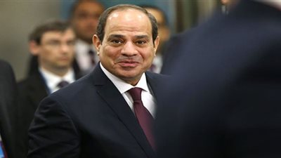 السيسي يصل مركز التحكم المركزي للشبكة الوطنية الموحدة لخدمات الطوارئ