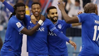 الهلال السعودي يتقدم بثنائية على الخليج فى الشوط الأول
