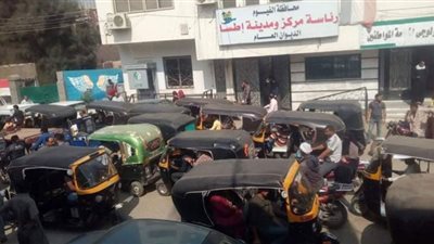 شلل مروري بمدينة إطسا بالفيوم والحل في طريق دائري