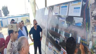 وزير الري يتفقد مشروع المسار الناقل لمياه الصرف الزراعي بمحطة الحمام .. صور