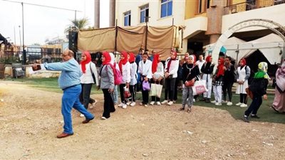 سوهاج تنظم زيارات للمعالم السياحية والأثرية لعدد 70 من طالبات المدارس