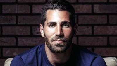 عزيز مرقة يجتاز الـ 270 ألف مشاهدة بأغنية 