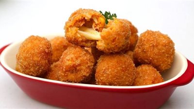 طريقة عمل كرات البطاطس المحشية بالجبن « سناكس سريعة»