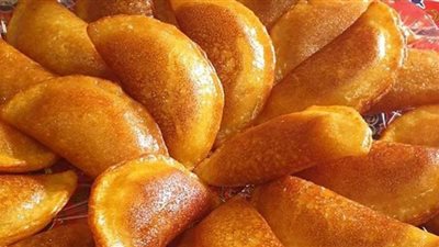 طريقة عمل قطايف بالجبن.. سريعة التحضير