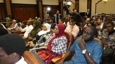 انطلاق الملتقى الإفريقي الأول للدبلوماسيين في يومه الثاني بحضور 13 دولة