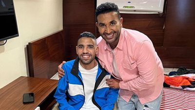 أحمد سعد برفقة مؤمن زكريا: حبيب قلبي وربنا يشفيه