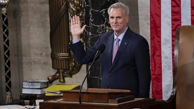 مكارثي يُطالب الكونجرس الأمريكي بالتحقيق مع بايدن