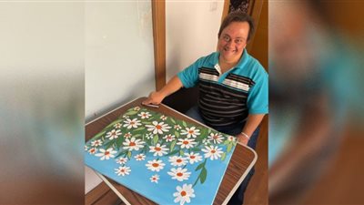 معرض فن تشكيلي لقادرون باختلاف في مكتبة مصر الجديدة