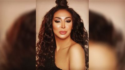 شاهيناز.. متميزة على المنصات الإلكترونية