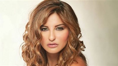 شذى حسون.. أول ظهور لها بعد فيديو تقبيل شاب لقدميها