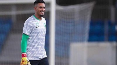 فواز القرني يجري عملية جراحية ناجحة في الركبة