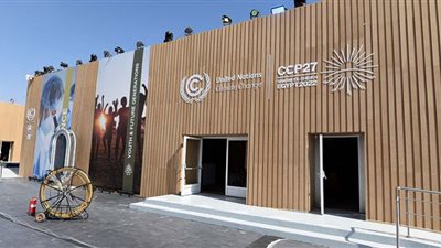 رئيس الوزراء يتفقد المنطقة الزرقاء وامتداداتها بنطاق المركز الدولي للمؤتمرات