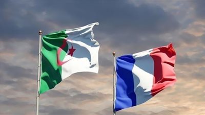 توقيع 5 اتفاقيات تعاون بين الجزائر وفرنسا