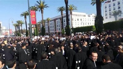 احتجاج المحامين في المغرب يتسبب بشلل في المحاكم
