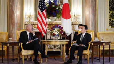 جو بايدن يؤكد التزام أمريكا في الدفاع عن اليابان