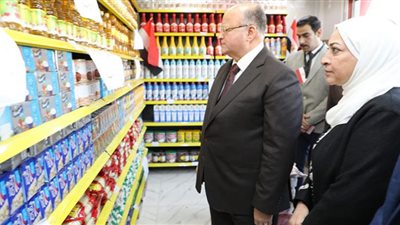 محافظ القاهرة يفتتح منفذ 