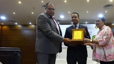 الملتقى الإفريقي للعلاقات الدبلوماسية يناقش دور الشباب في الدفاع عن القضايا الوطنية