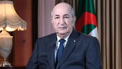 الجزائر تتسلم رئاسة الدورة الحالية للقمة العربية من تونس
