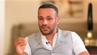 محمد عطية يُهين أم كلثوم بتصريح مثير للجدل