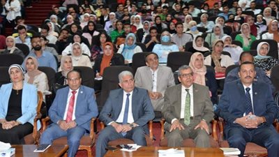 ندوة عن برنامج التبادل الثقافي والطلابي بين الجامعات ومدارس المتفوقين بالإسماعيلية