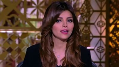 إيمان الحصري تبهر جمهورها بإطلالة أنيقة.. شاهد