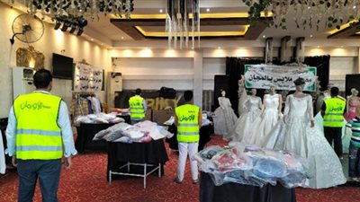 أورمان الشرقية تُنظم معرض للملابس الجديدة بالمجان في ديرب نجم