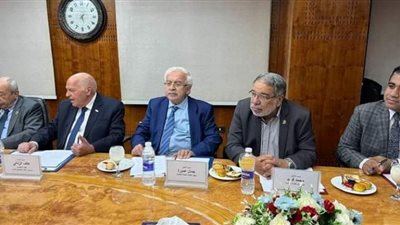 الأطباء: رفع الأجور وتحسين بيئة العمل أهم المتطلبات من الحوار الوطني