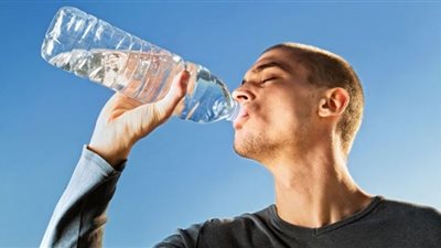 نصائح يجب اتباعها أثناء شرب الماء