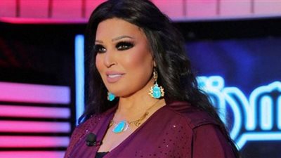 فيفي عبده تكشف عدد زيجاتها الحقيقي| قصة طلاقها بسبب نمر (فيديو)