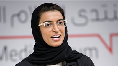 وزيرة الثقافة الإماراتية: تعلمت على أيدي مدرسات من مصر