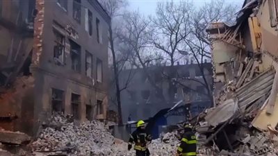 «موسكو» تستهدف مدينة «دنيبرو» بعد «سوليدار».. وأعداد الضحايا تتحدث عن مأساة