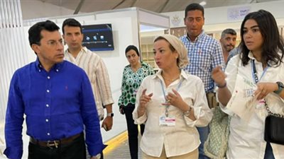 وزير الشباب والرياضة يتفقد ورش عمل مؤتمر الشباب للمناخ COY17