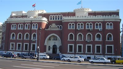 الإسكندرية تناقش إنشاء درجات ماجستير مشتركة مع جامعة بوردو الفرنسية