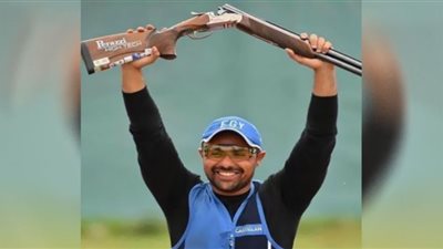 وزير الرياضة يهنىء 